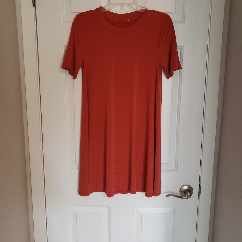 BCBG Tunic top